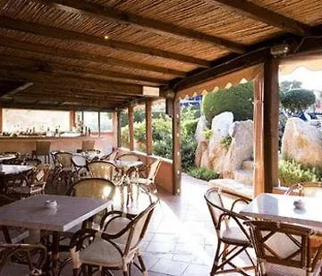 Colonna Country & Sporting Club מלון