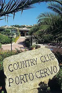 Colonna Country & Sporting Club מלון