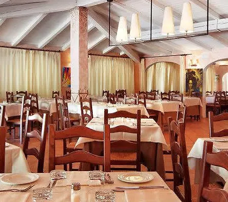 Colonna Country & Sporting Club מלון פורטו צ'רבו